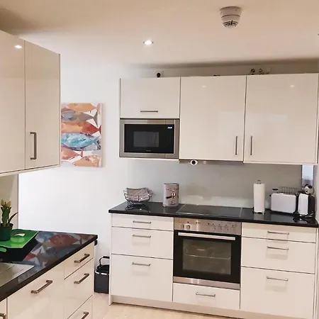 Garden Penthouse Apartment *