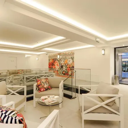 Garden Penthouse *